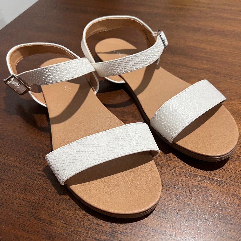 Lane Bryant 10W White Snake Skin Textured Sandal